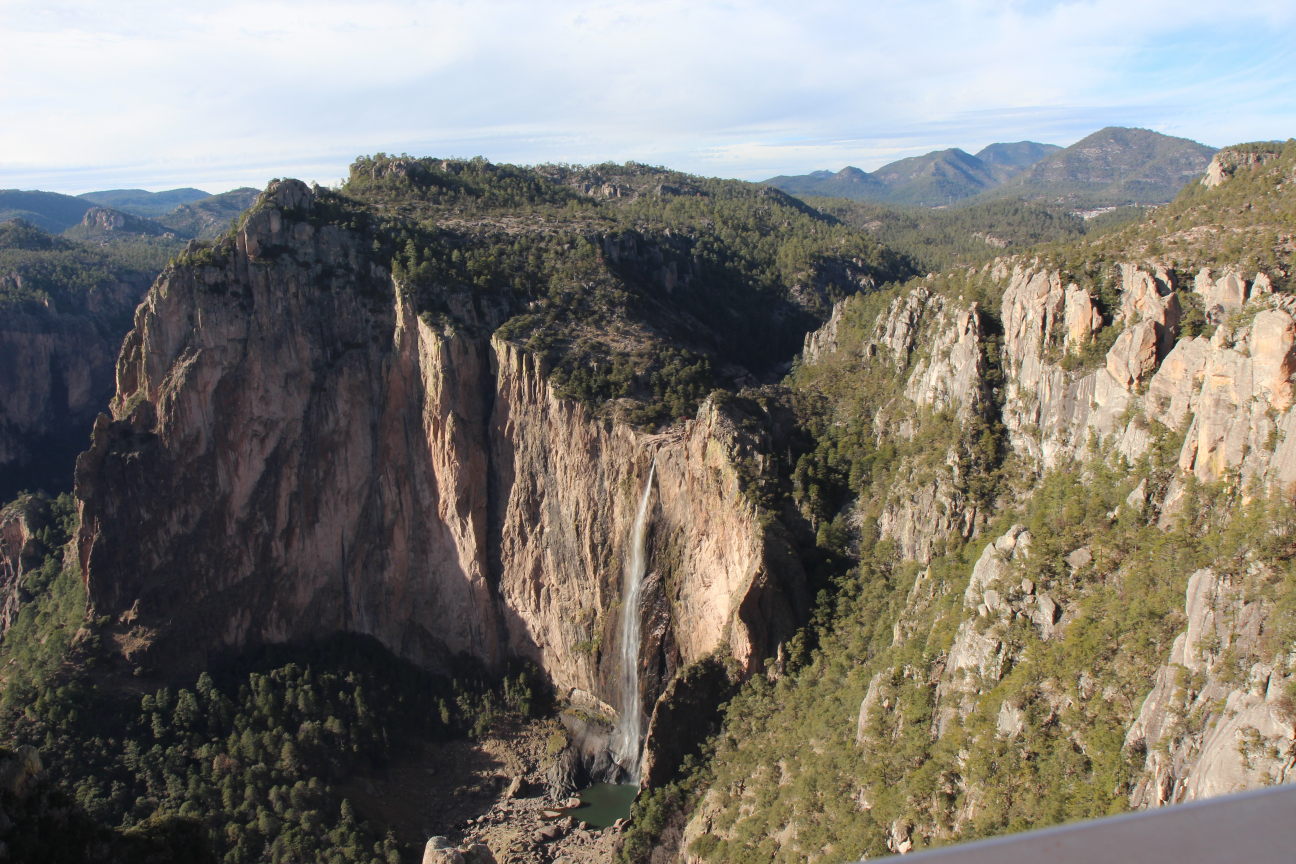 La cascade depuis le Mirador San Lorenzo